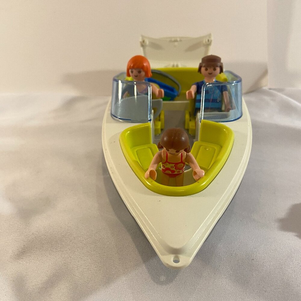Playmobile Family Speedboat with Figures and accessories